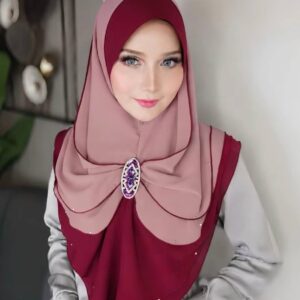 Mariya in Maroon + Rose Pink
